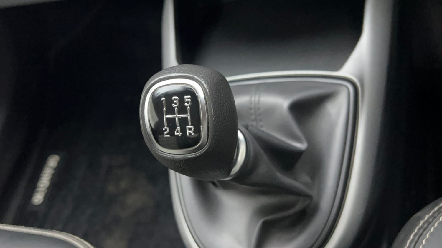 Used 2021 Hyundai Grand i10 Nios Sportz 1.2 Kappa VTVT Petrol Manual interior GEAR  KNOB VIEW