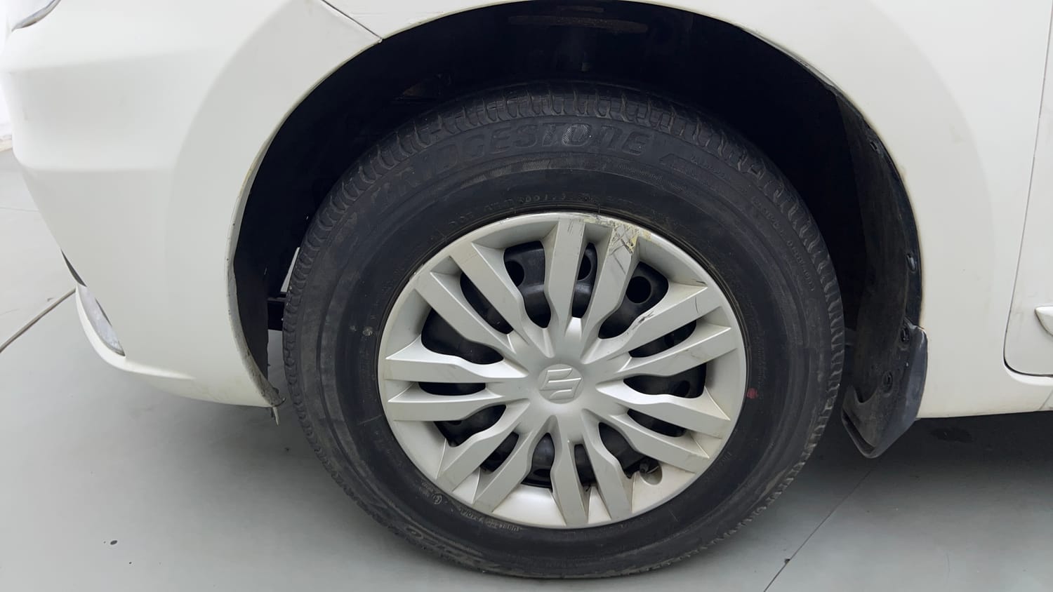 Used 2018 Maruti Suzuki Dzire VXi Petrol Manual tyres LEFT FRONT TYRE RIM VIEW