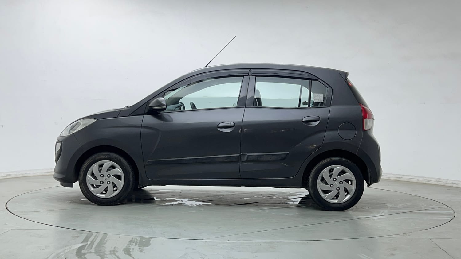 Used 2022 Hyundai Santro Sportz Petrol Manual exterior LEFT SIDE VIEW