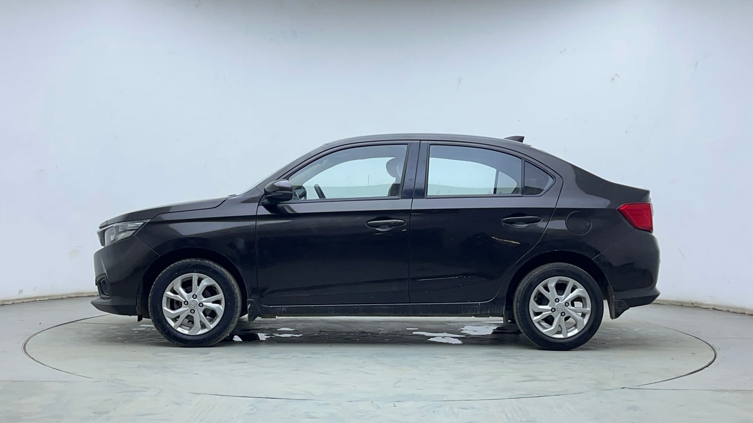 Used 2018 Honda Amaze 1.2 VX i-VTEC Petrol Manual exterior LEFT SIDE VIEW