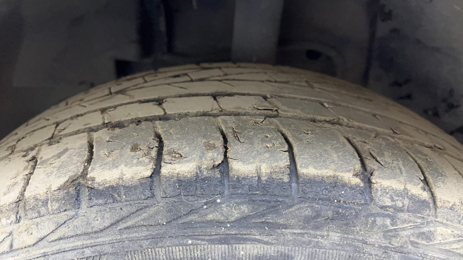 Used 2023 Tata Nexon XZ Plus Diesel Diesel Manual tyres LEFT FRONT TYRE TREAD VIEW