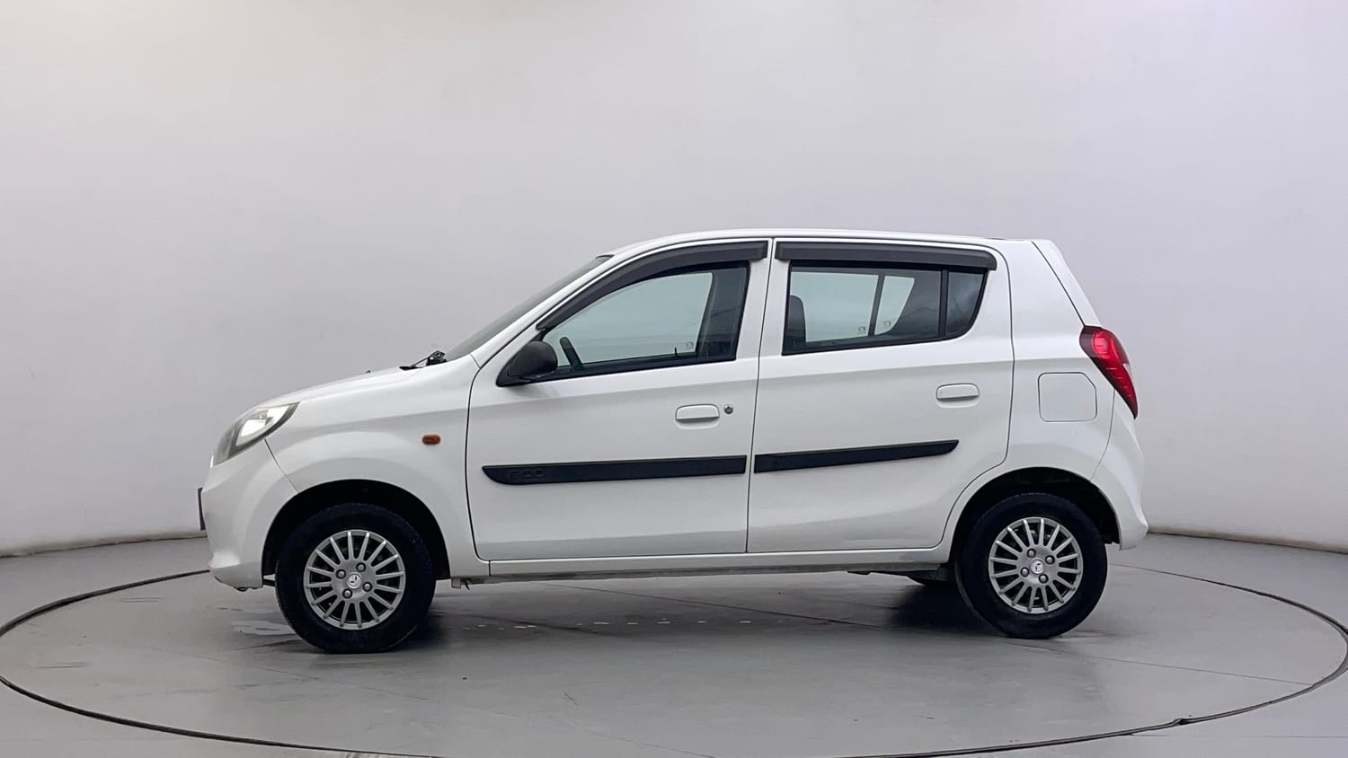 Used 2014 Maruti Suzuki Alto 800 Lxi Petrol Manual exterior LEFT SIDE VIEW
