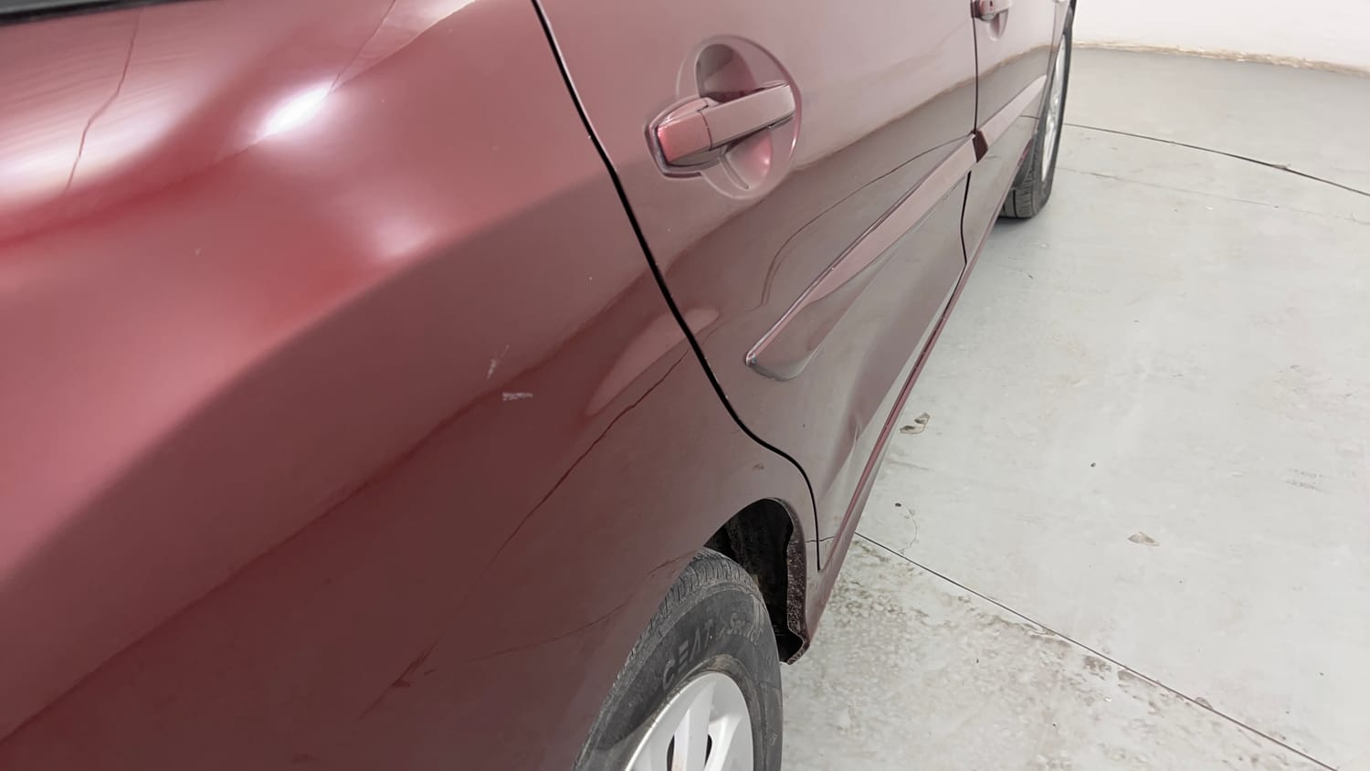 Used 2014 Honda Mobilio V (O) Petrol Petrol Manual dents MINOR SCRATCH