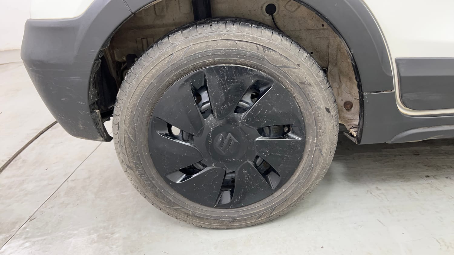 Used 2019 Maruti Suzuki Celerio X Zxi (O) AMT Petrol Automatic tyres RIGHT REAR TYRE RIM VIEW