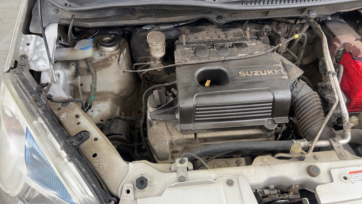 Used 2014 Maruti Suzuki Wagon R VXI Petrol Manual engine ENGINE RIGHT SIDE VIEW