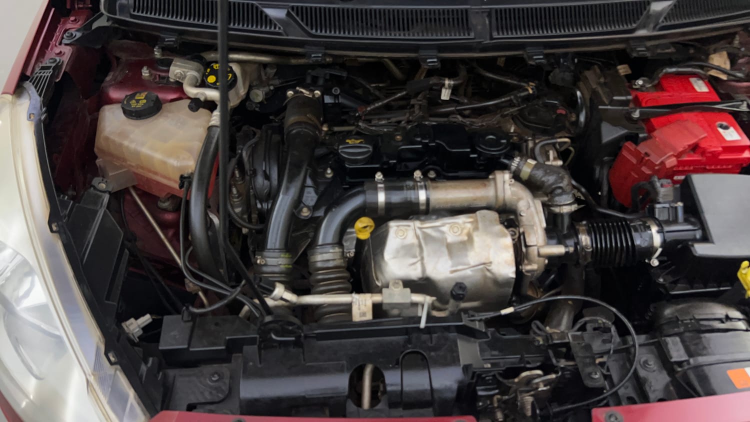 Used 2018 Ford Figo Aspire Titanium 1.2 Ti-VCT Diesel Manual engine ENGINE RIGHT SIDE VIEW