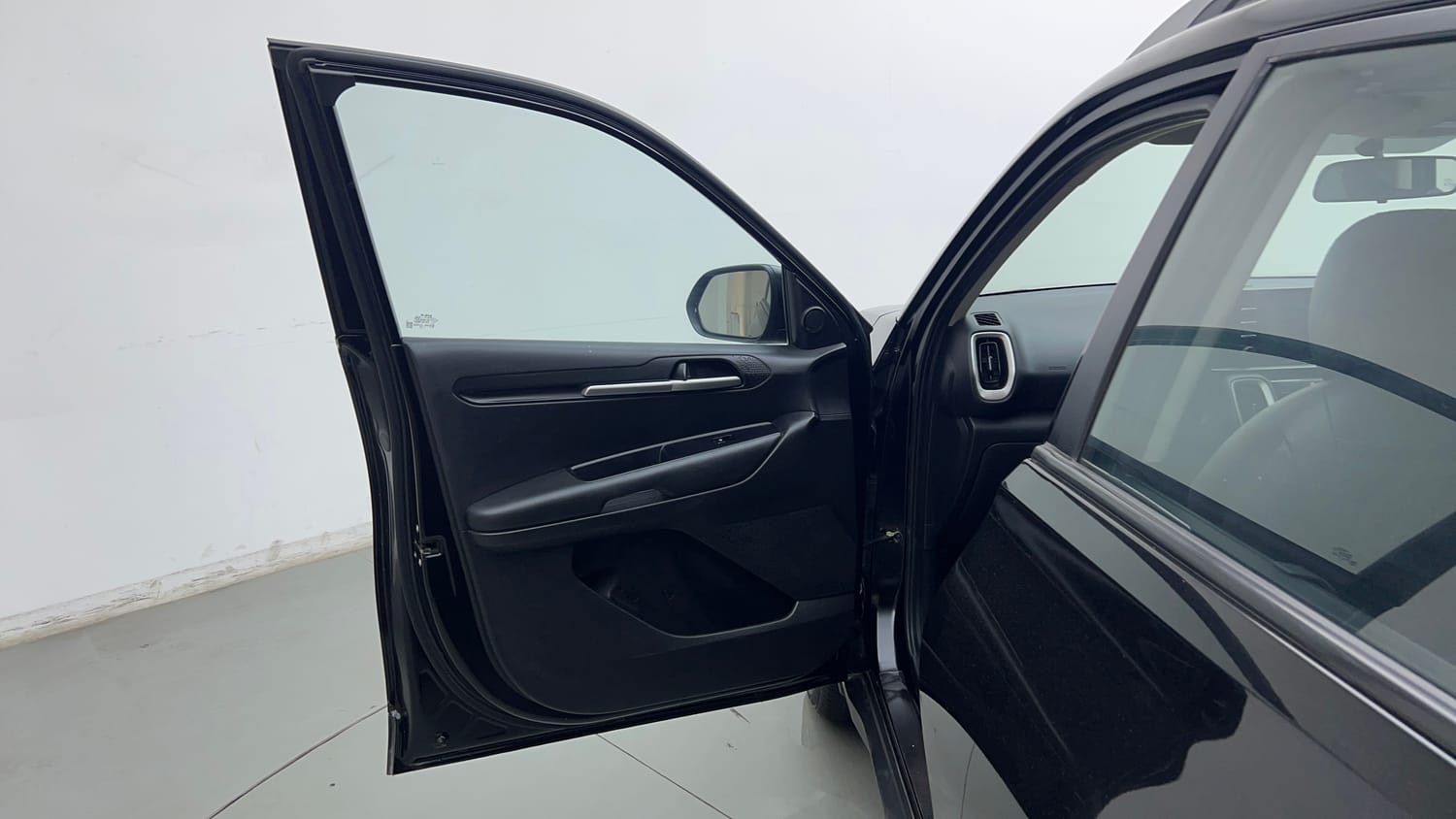 Used 2024 Kia Sonet HTK (O) 1.2 Petrol MT Petrol Manual interior LEFT FRONT DOOR OPEN VIEW