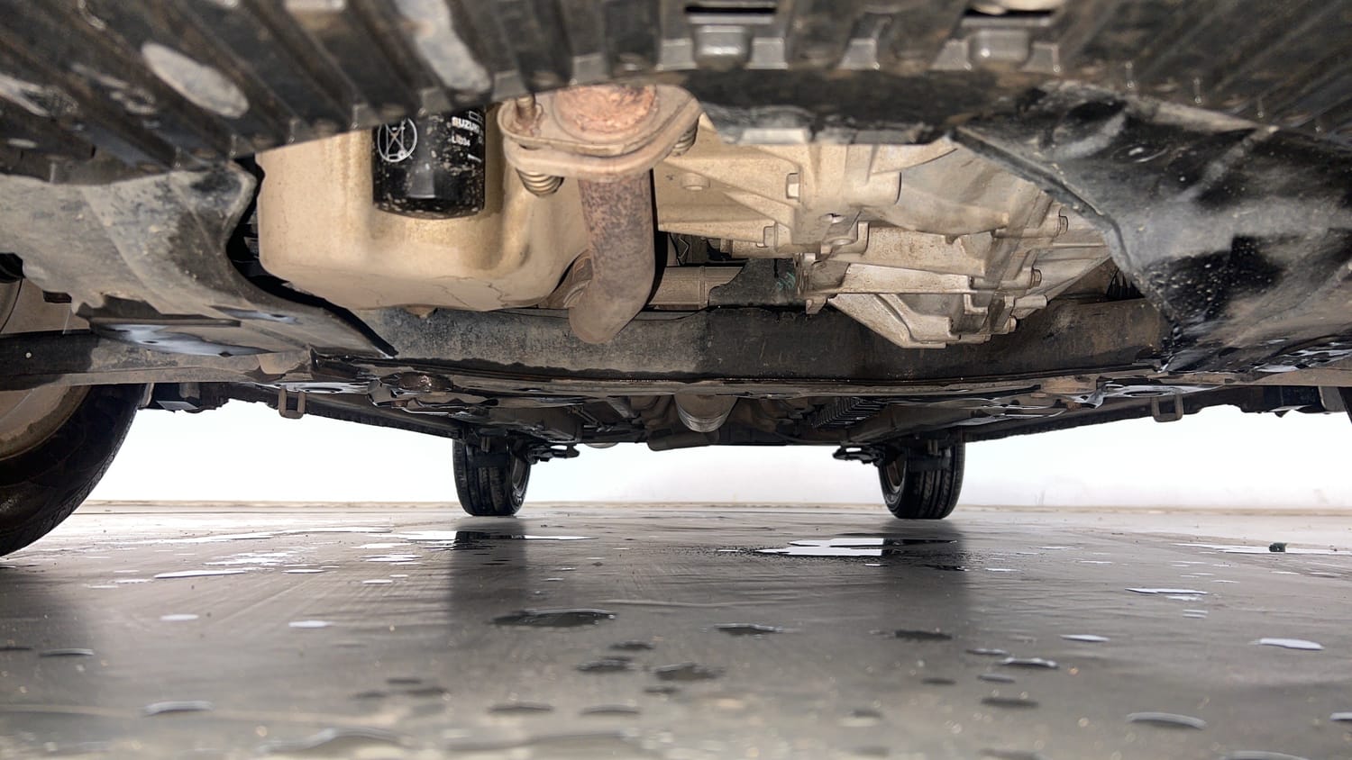 Used 2018 Maruti Suzuki Ciaz Delta Hybrid 1.5 Petrol Manual extra FRONT LEFT UNDERBODY VIEW