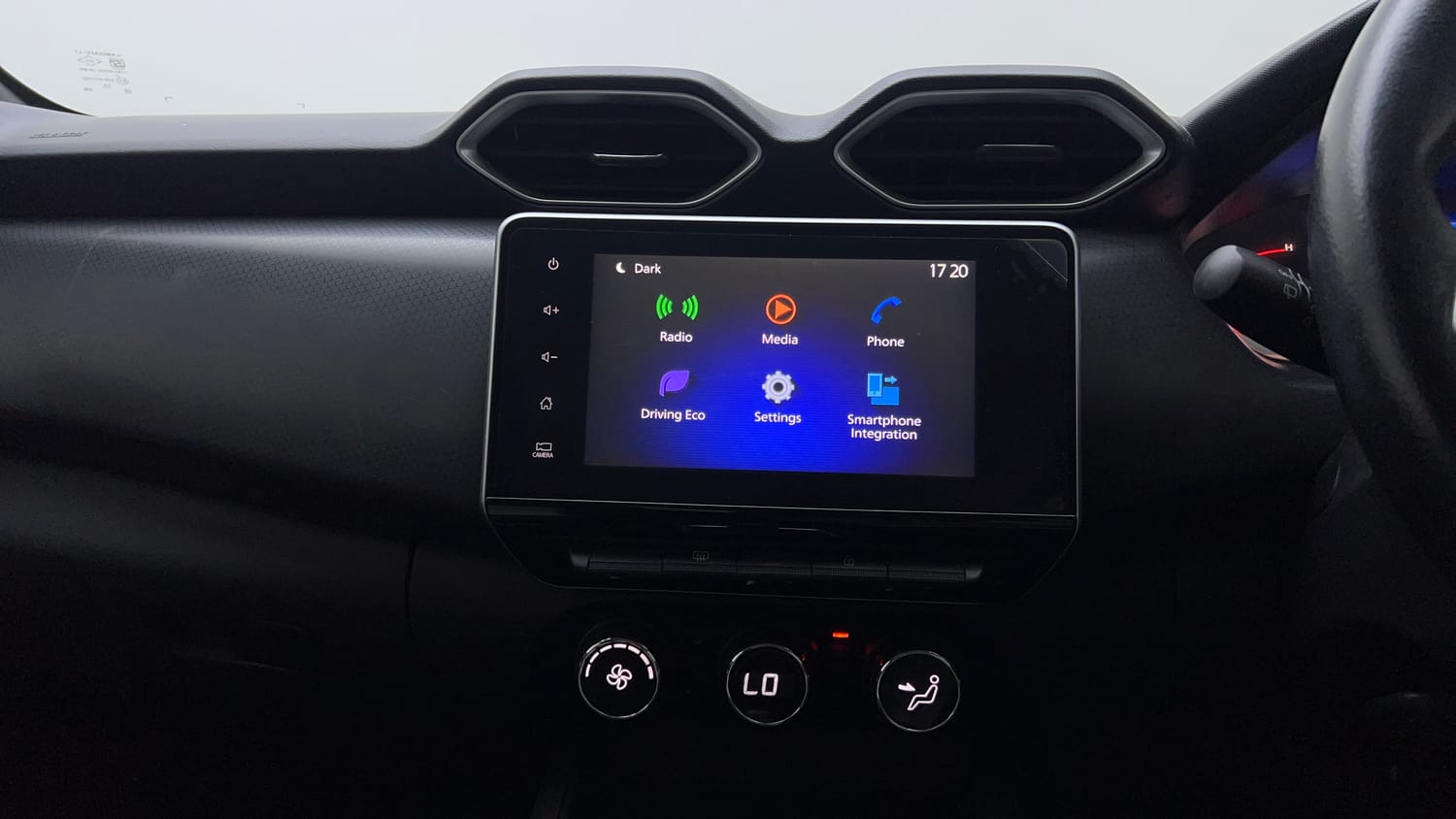 Used 2021 Nissan Magnite XV Premium Turbo Petrol Manual top_features Integrated (in-dash) music system