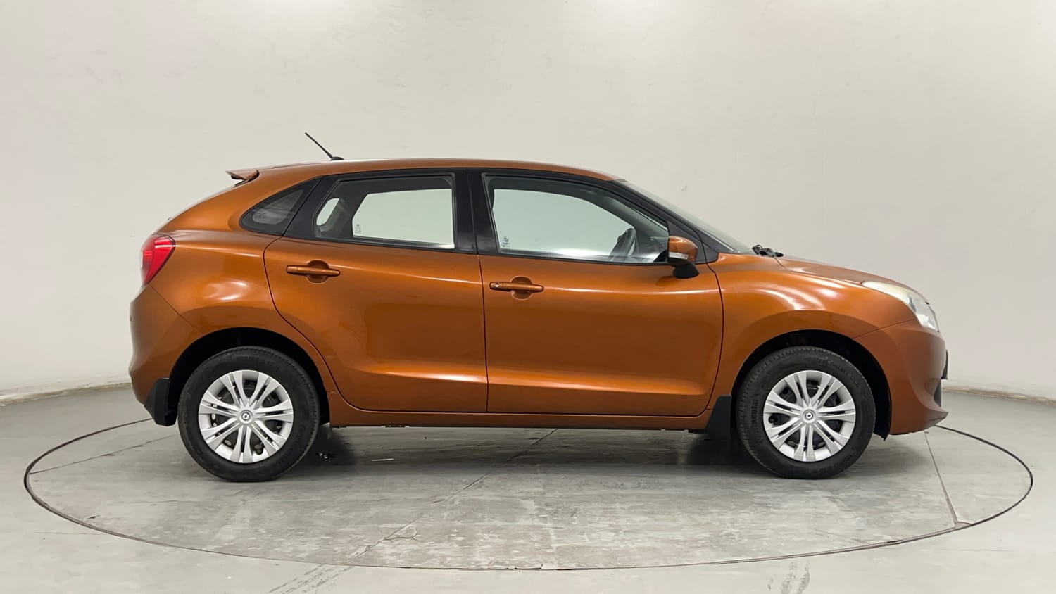 Used 2018 Maruti Suzuki Baleno Delta 1.2 Petrol Manual exterior RIGHT SIDE VIEW