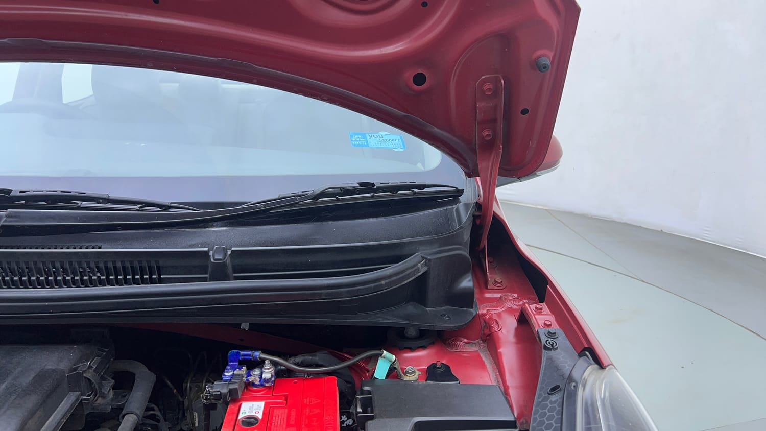Used 2022 Hyundai Aura S 1.2 AMT Petrol Petrol Automatic engine ENGINE LEFT SIDE HINGE & APRON VIEW
