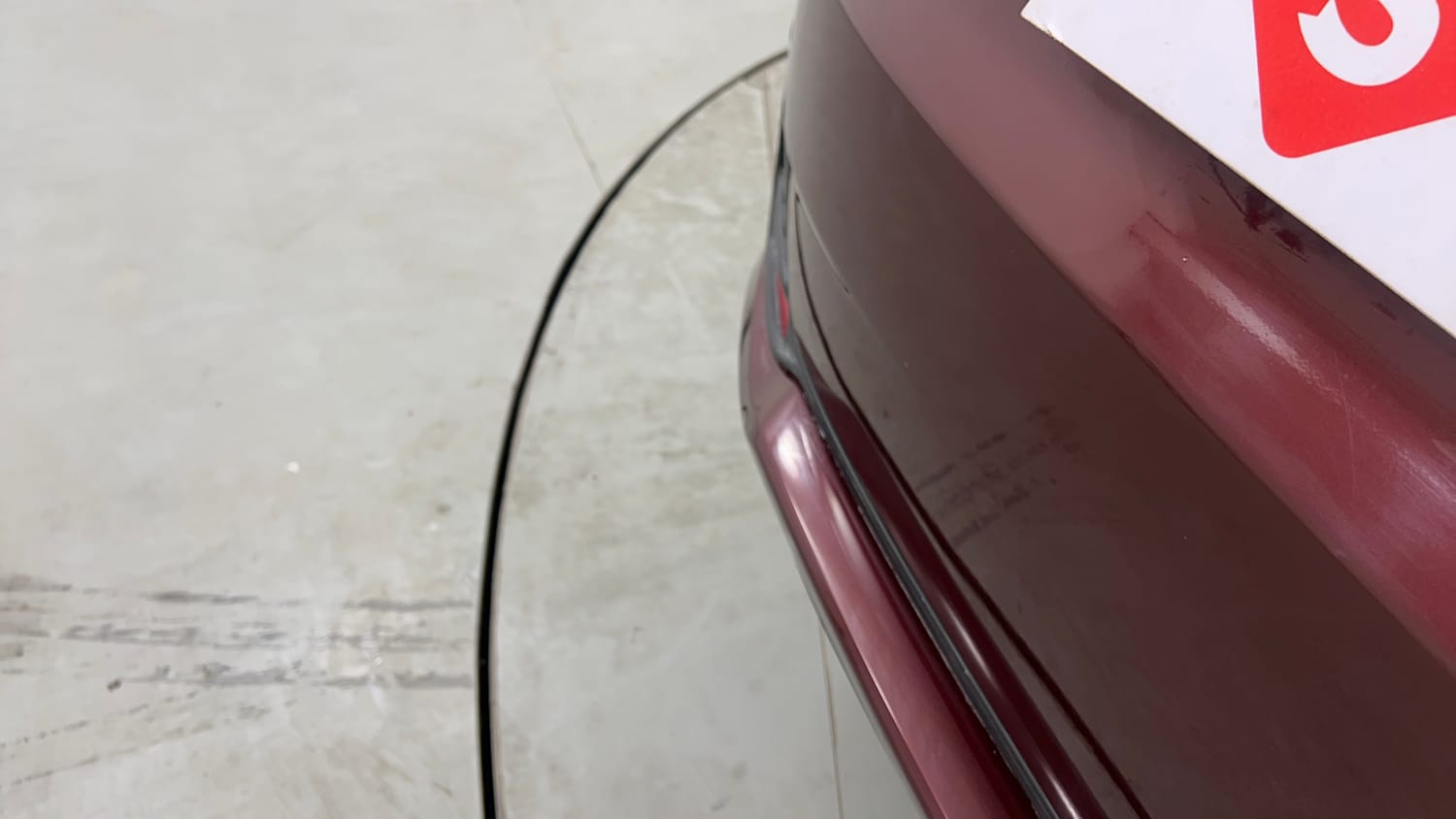 Used 2014 Honda Mobilio V (O) Petrol Petrol Manual dents MINOR SCRATCH