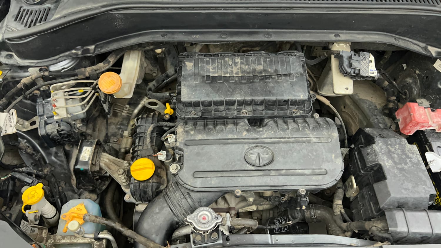 Used 2022 Tata Punch Pure Rhythm Pack MT Petrol Manual engine ENGINE RIGHT SIDE VIEW