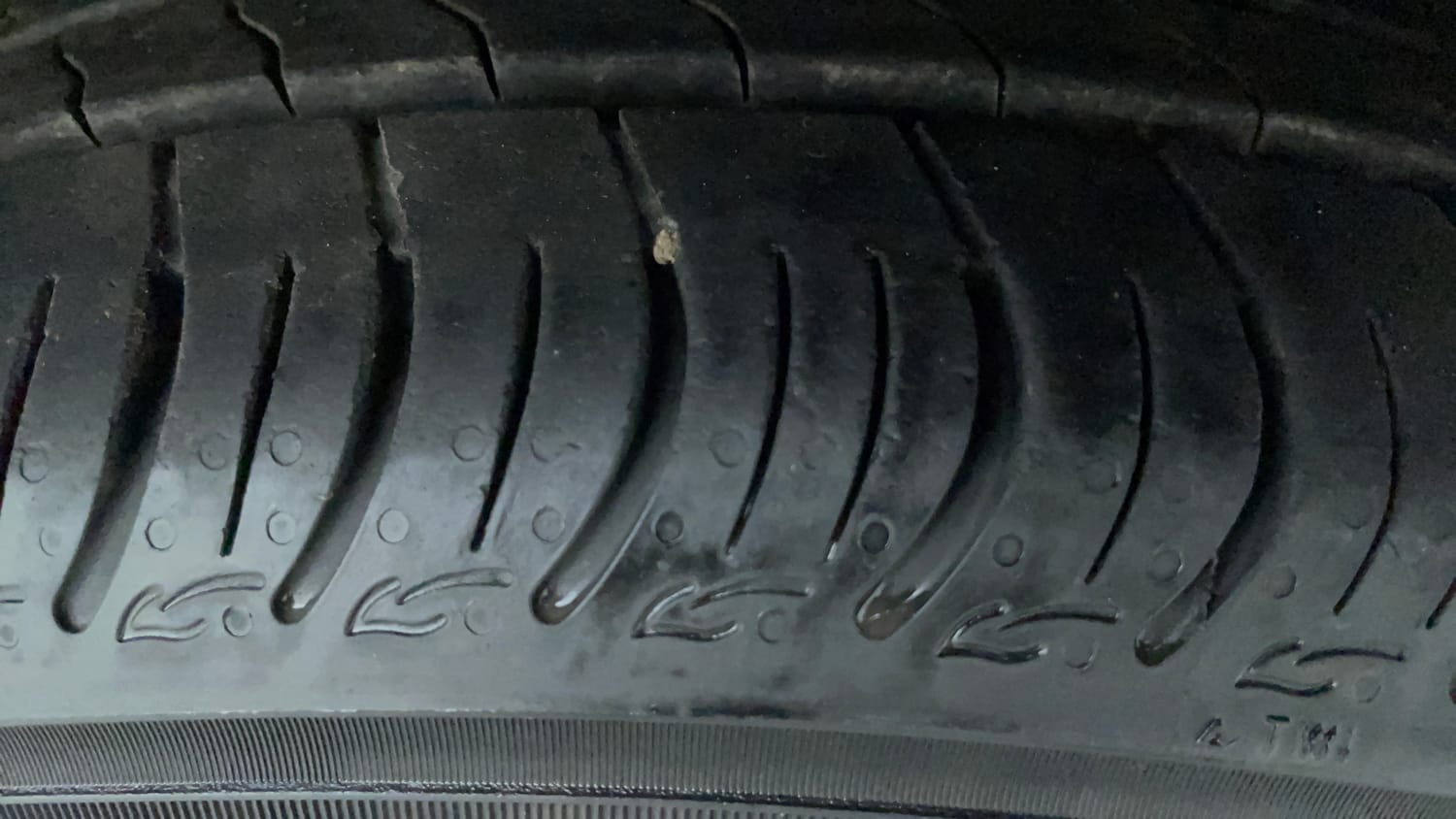 Used 2019 Hyundai Grand i10 Sportz 1.2 Kappa VTVT Petrol Manual tyres RIGHT FRONT TYRE TREAD VIEW