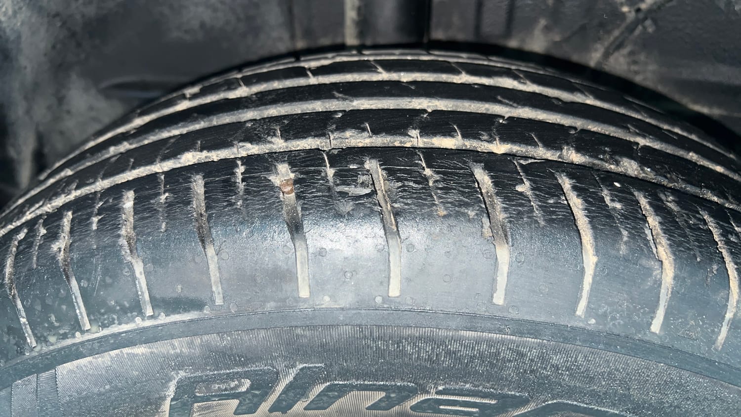 Used 2023 Tata Punch Adventure AMT Petrol Automatic tyres RIGHT REAR TYRE TREAD VIEW