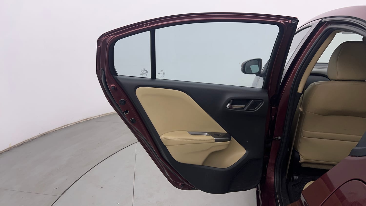 Used 2016 Honda City VX Petrol Manual interior LEFT REAR DOOR OPEN VIEW
