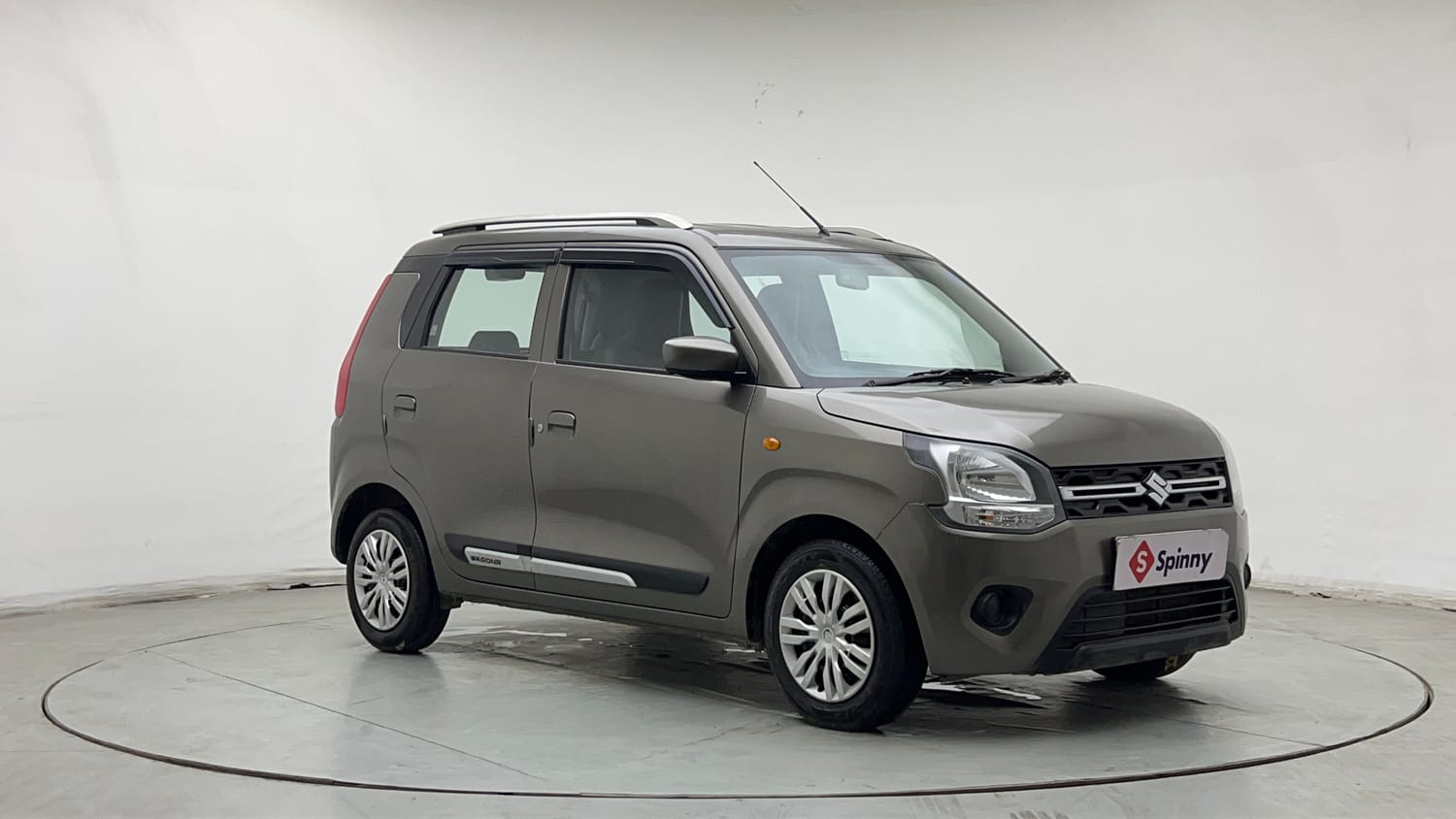 Used 2019 Maruti Suzuki Wagon R 1.0 VXi 1.0 Petrol Manual exterior RIGHT FRONT CORNER VIEW