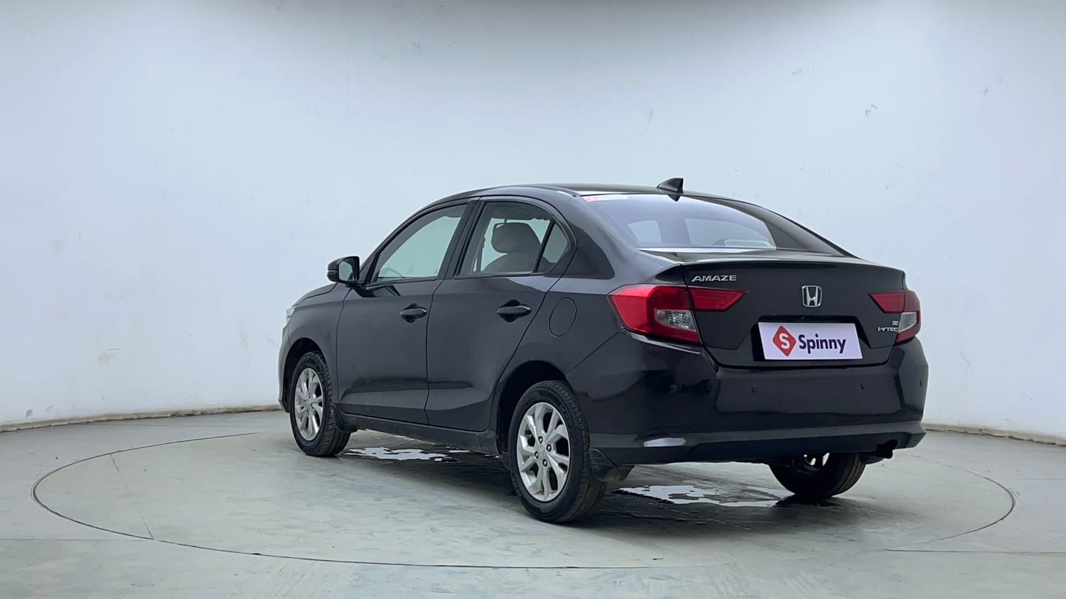 Used 2018 Honda Amaze 1.2 VX i-VTEC Petrol Manual exterior LEFT REAR CORNER VIEW