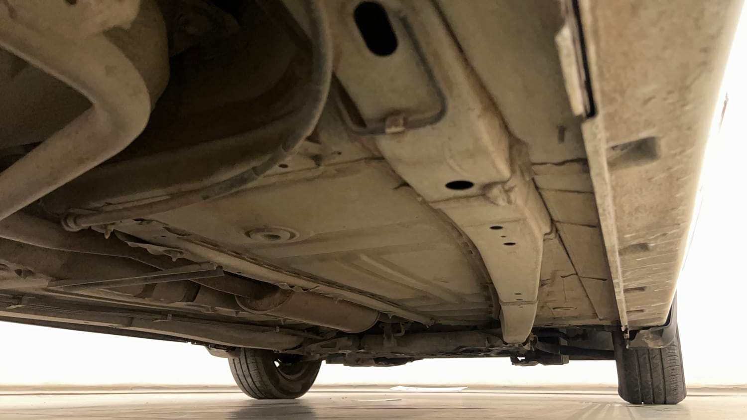 Used 2019 Maruti Suzuki Baleno Delta Petrol Manual extra REAR RIGHT UNDERBODY VIEW