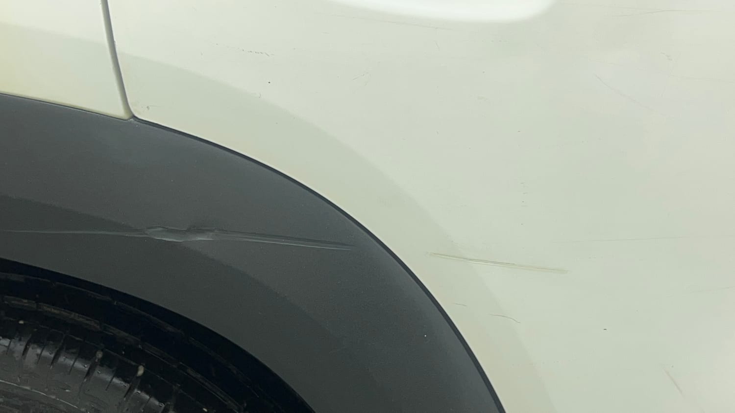 Used 2020 Renault Kwid RXT 1.0 Opt Petrol Manual dents MINOR SCRATCH