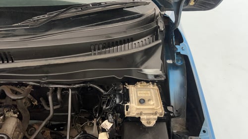 Used 2017 Maruti Suzuki Ignis Delta 1.2 MT Petrol Manual engine ENGINE LEFT SIDE HINGE & APRON VIEW
