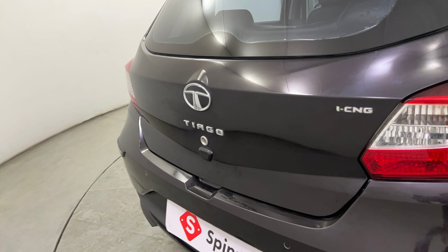 Used 2022 Tata Tiago XT CNG Cng Manual dents MINOR SCRATCH