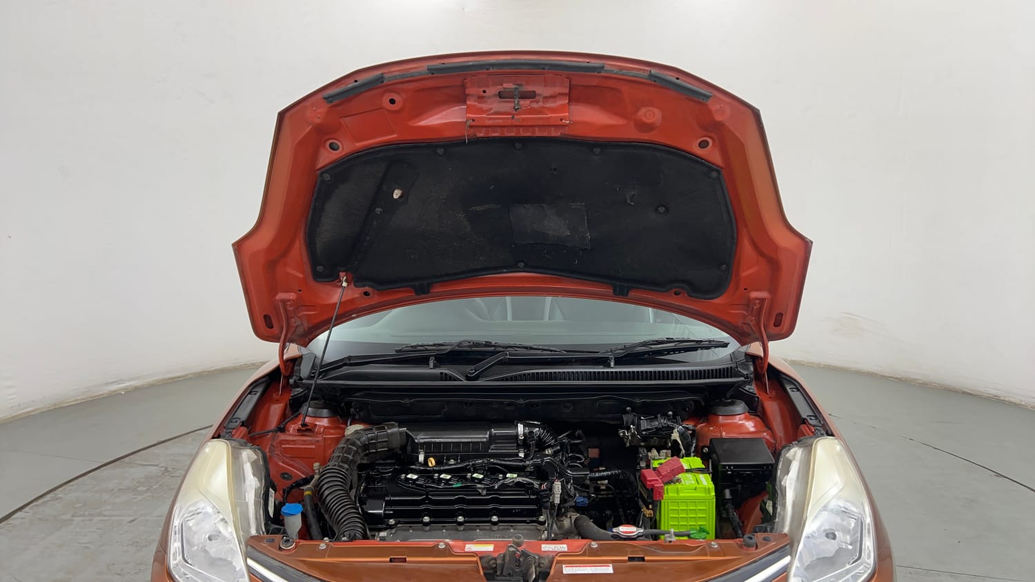 Used 2018 Maruti Suzuki Baleno Delta 1.2 Petrol Manual engine ENGINE & BONNET OPEN FRONT VIEW