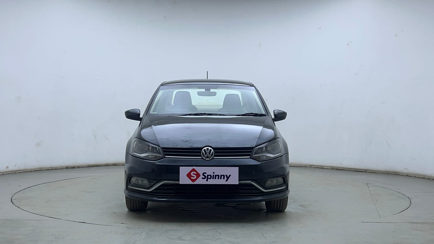 Used 2019 Volkswagen Ameo Highline Plus 1.5L (D) Diesel Manual exterior FRONT VIEW