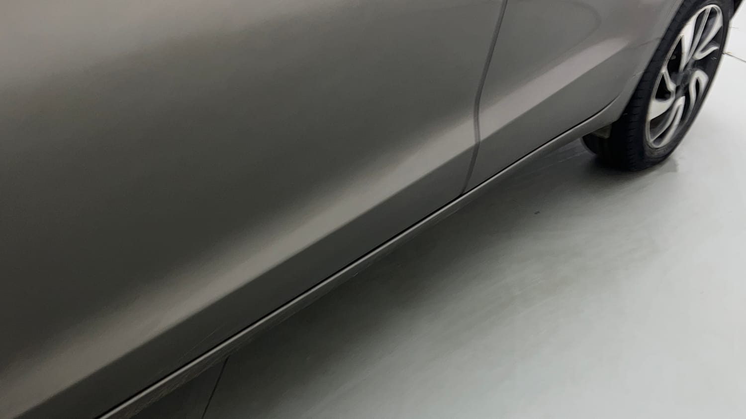 Used 2019 Maruti Suzuki Baleno Zeta Petrol Manual dents MINOR SCRATCH
