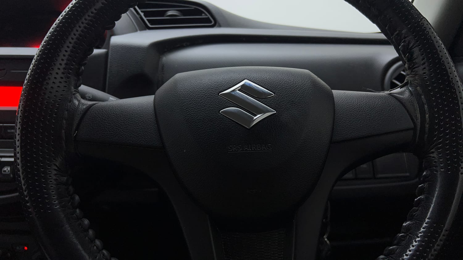Used 2022 Maruti Suzuki S-Presso VXi (O) CNG Cng Manual top_features Airbags