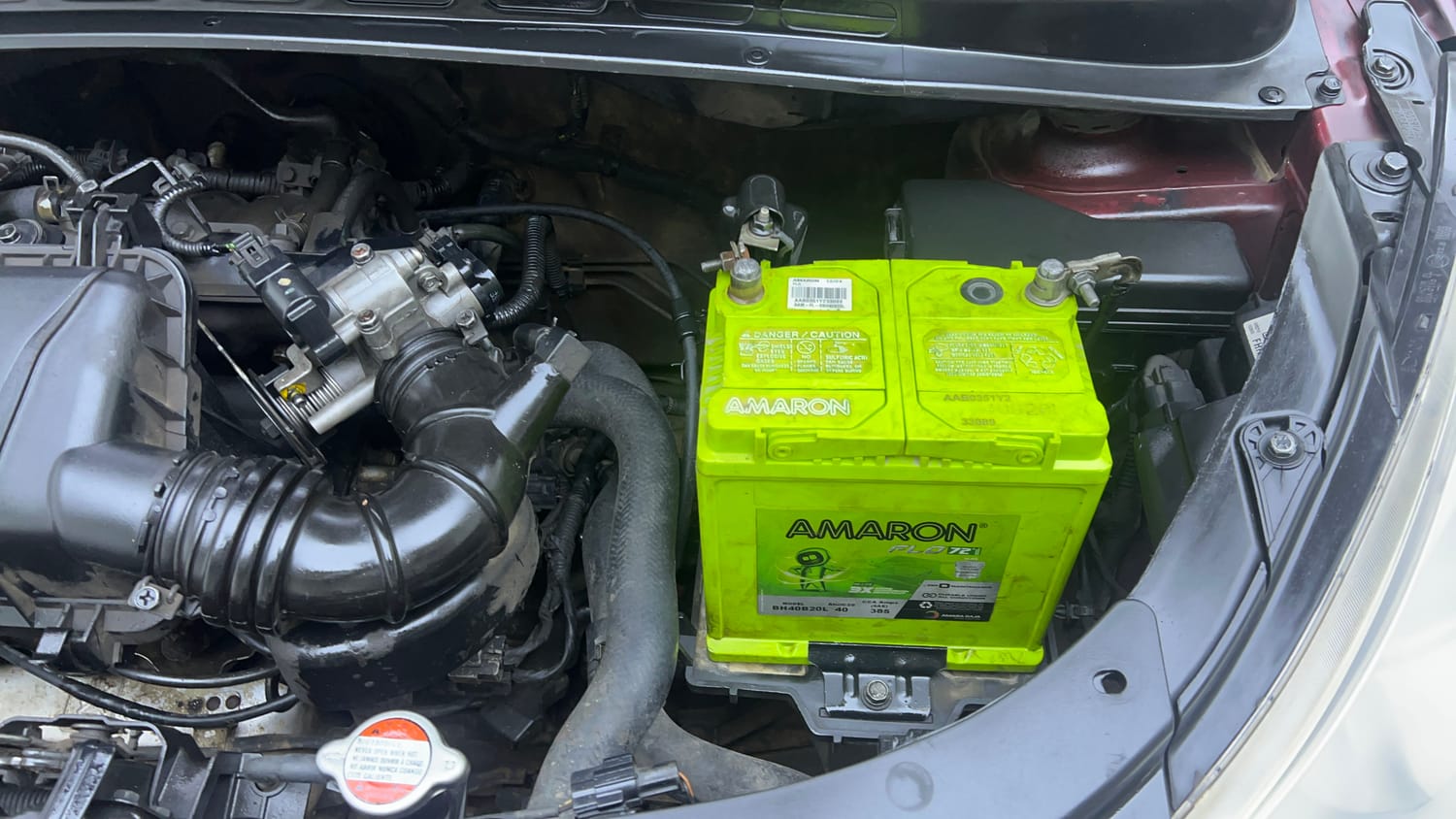 Used 2015 Hyundai i10 Sportz 1.1 iRDE2 Petrol Manual engine ENGINE LEFT SIDE VIEW