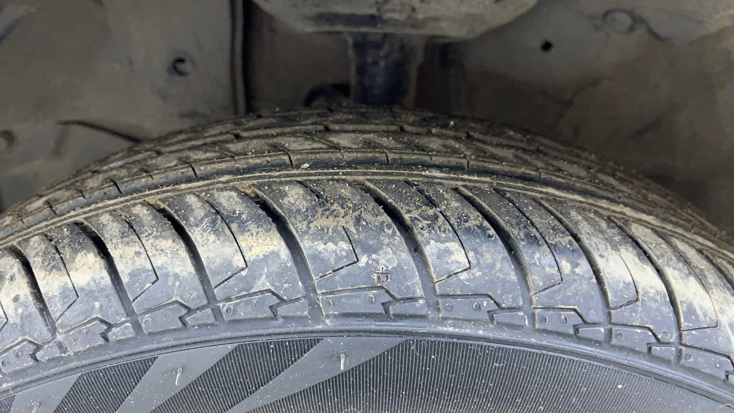 Used 2018 Honda Amaze 1.2 VX i-VTEC Petrol Manual tyres LEFT FRONT TYRE TREAD VIEW