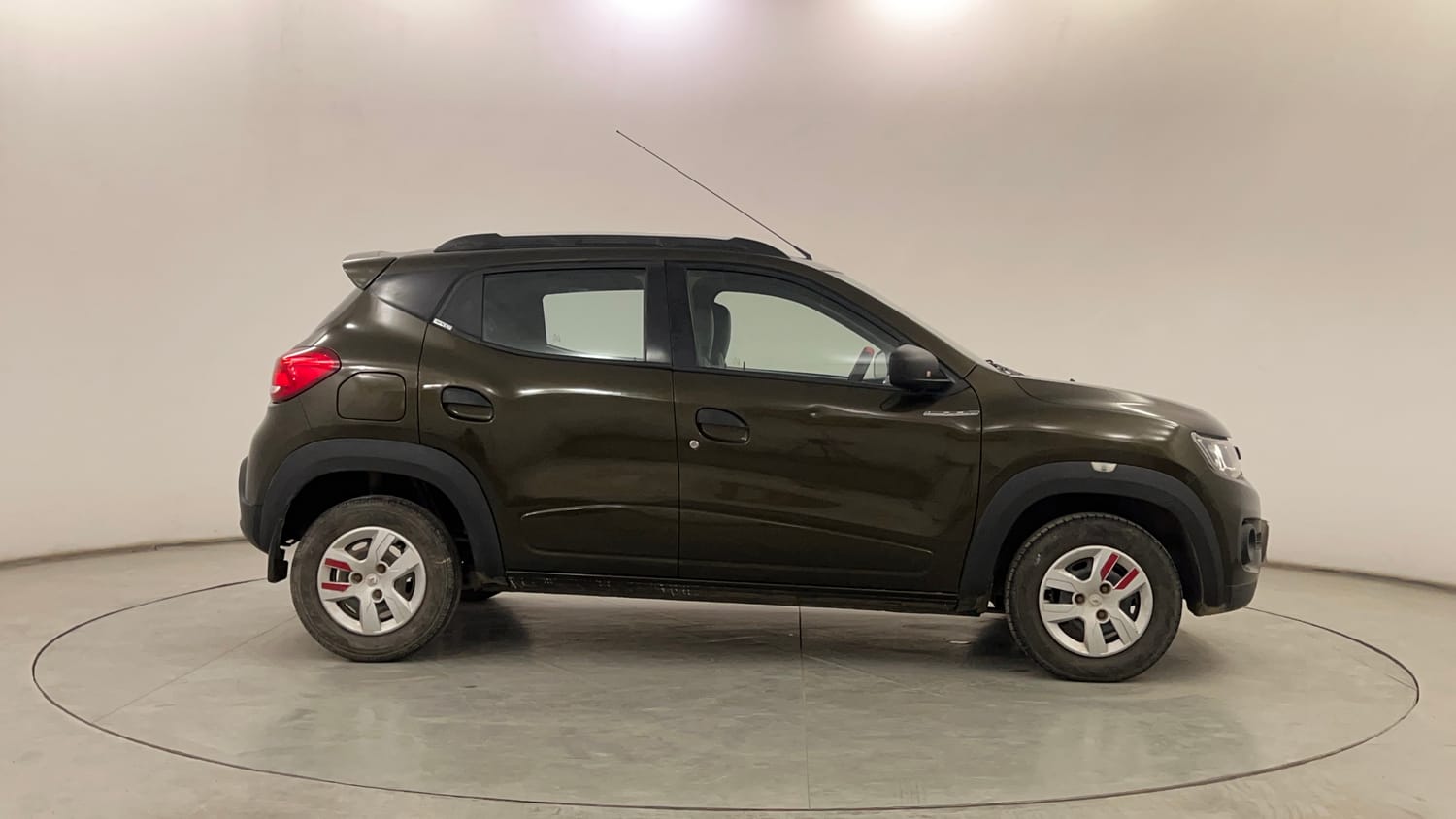 Used 2017 Renault Kwid RXL Live For More Edition Petrol Manual exterior RIGHT SIDE VIEW