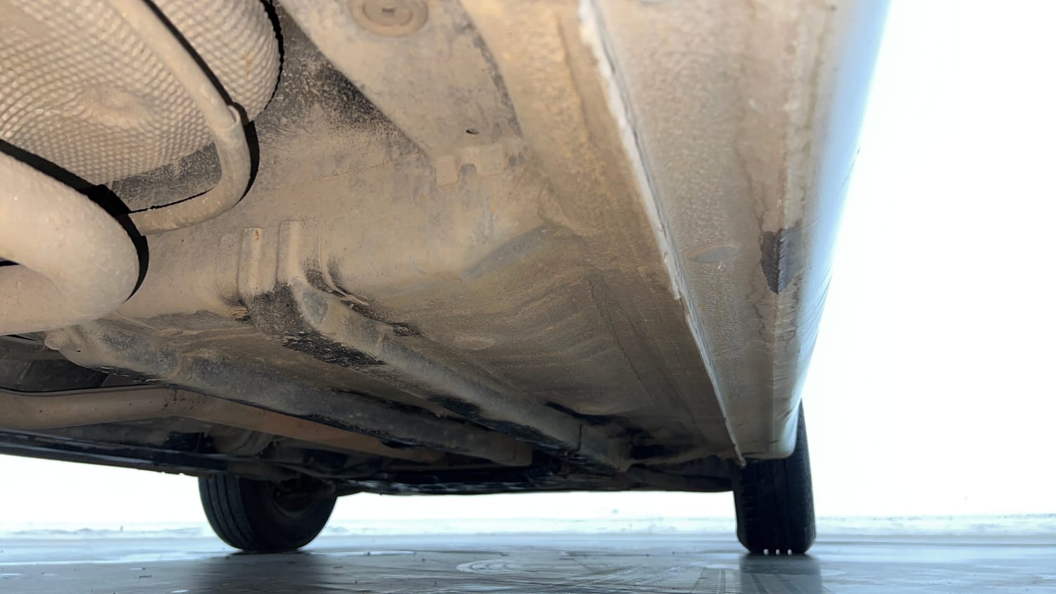 Used 2016 Hyundai Elite i20 Magna 1.2 Petrol Manual extra REAR RIGHT UNDERBODY VIEW