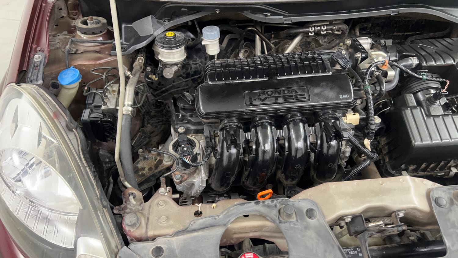 Used 2014 Honda Mobilio V (O) Petrol Petrol Manual engine ENGINE RIGHT SIDE VIEW