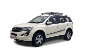 Used 2017 Mahindra XUV500 W6 Diesel Manual Image