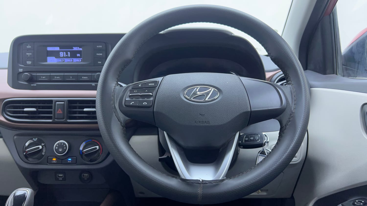 Used 2022 Hyundai Aura S 1.2 AMT Petrol Petrol Automatic interior STEERING VIEW