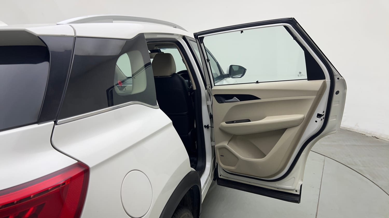 Used 2021 MG Motors Hector Sharp 1.5 Petrol CVT Petrol Automatic interior RIGHT REAR DOOR OPEN VIEW