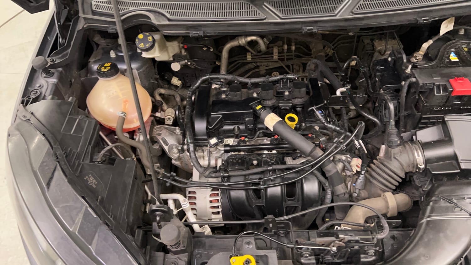 Used 2021 Ford EcoSport S MT 1.5 Ti-VCT Petrol Manual engine ENGINE RIGHT SIDE VIEW