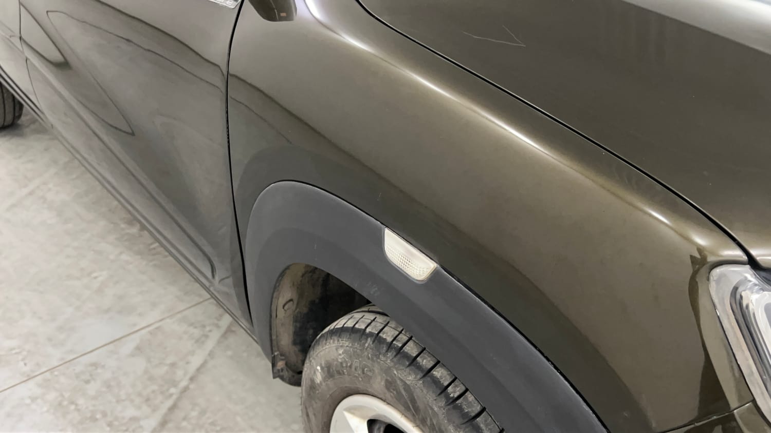 Used 2017 Renault Kwid RXL Live For More Edition Petrol Manual dents MINOR SCRATCH