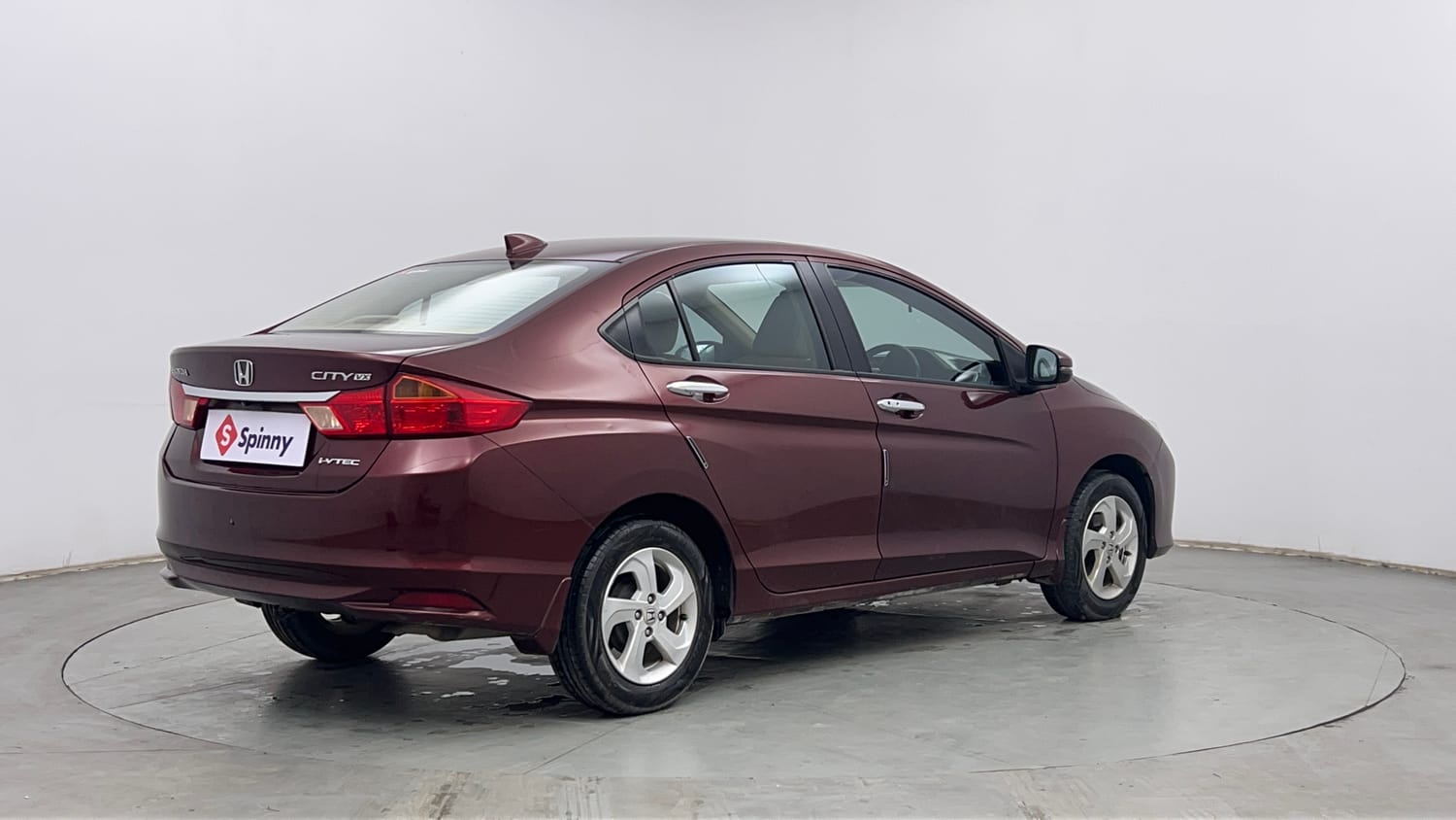 Used 2016 Honda City VX Petrol Manual exterior RIGHT REAR CORNER VIEW