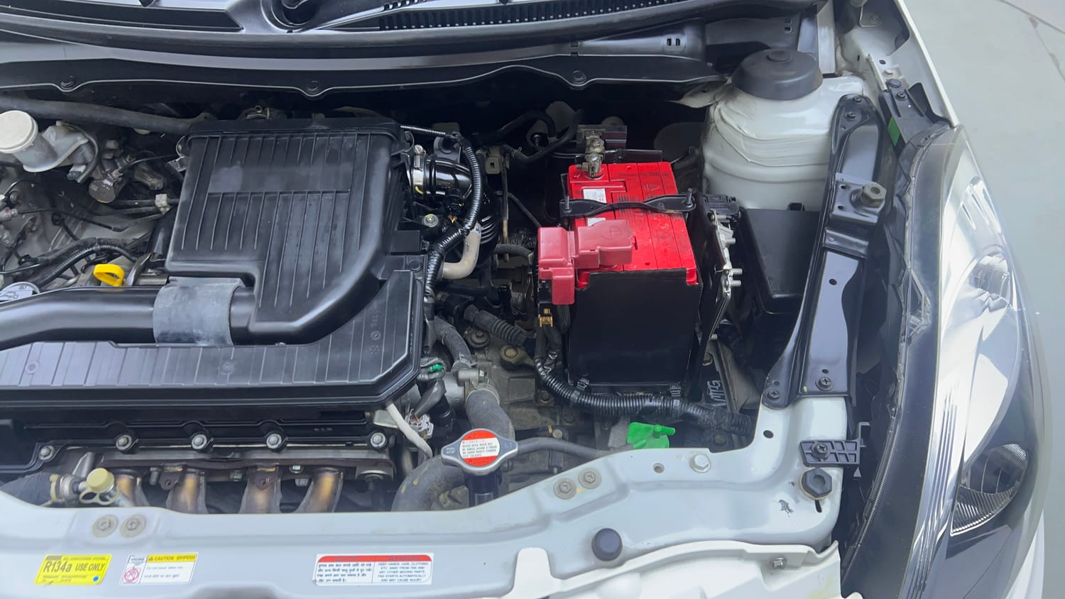 Used 2015 Maruti Suzuki Swift Dzire VXI Petrol Manual engine ENGINE LEFT SIDE VIEW