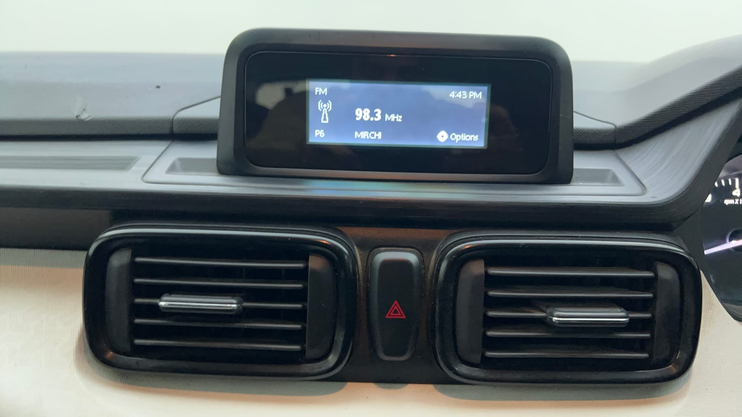 Used 2022 Tata Punch Pure Rhythm Pack MT Petrol Manual interior MUSIC SYSTEM & AC CONTROL VIEW