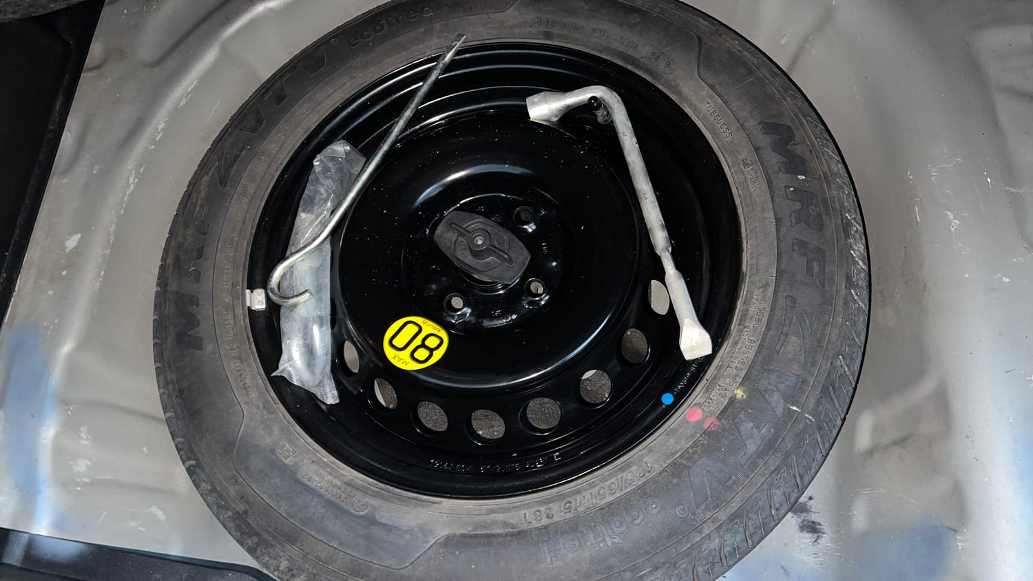 Used 2019 Maruti Suzuki Baleno Zeta Petrol Manual tyres SPARE TYRE VIEW
