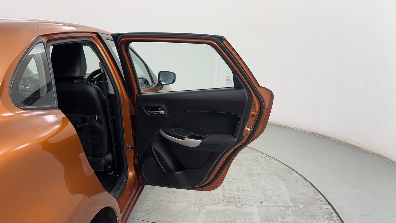 Used 2018 Maruti Suzuki Baleno Delta 1.2 Petrol Manual interior RIGHT REAR DOOR OPEN VIEW