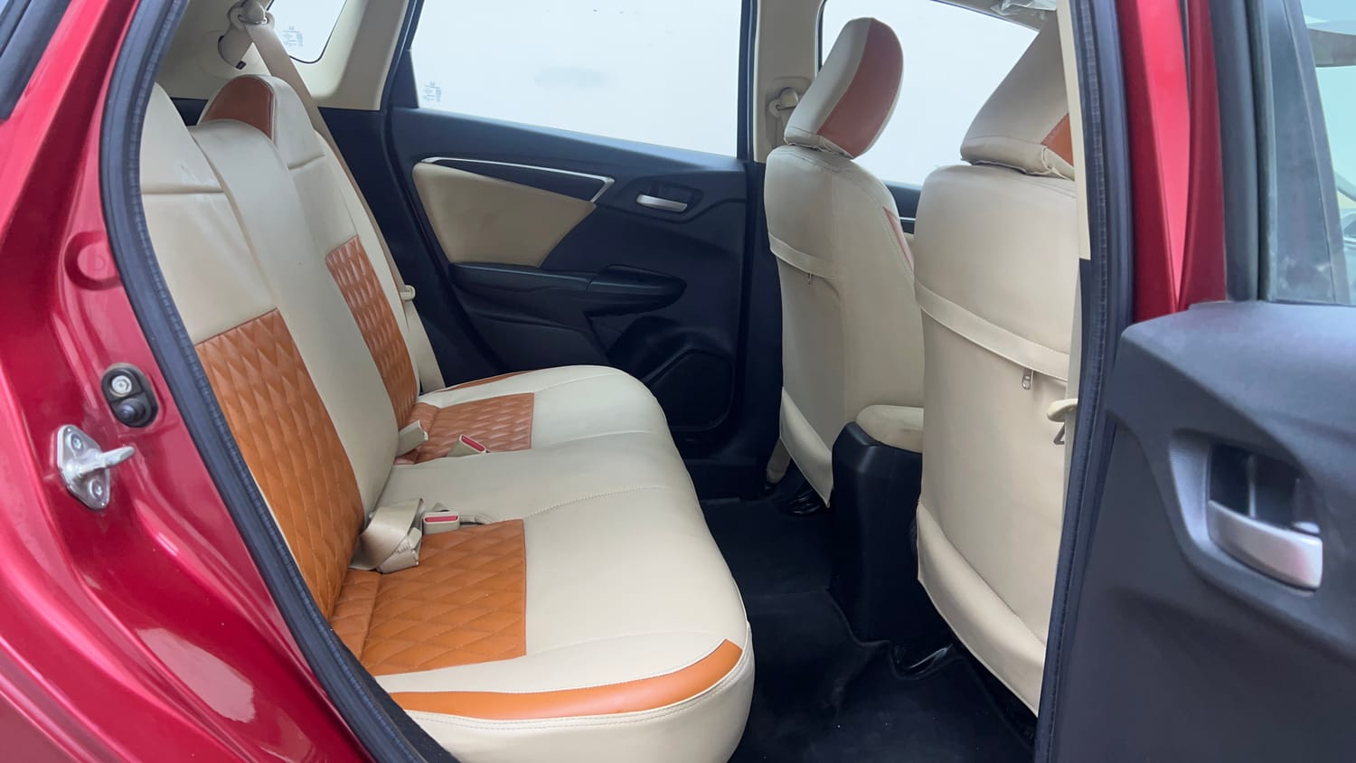 Used 2020 Honda Jazz ZX CVT Petrol Automatic interior RIGHT SIDE REAR DOOR CABIN VIEW