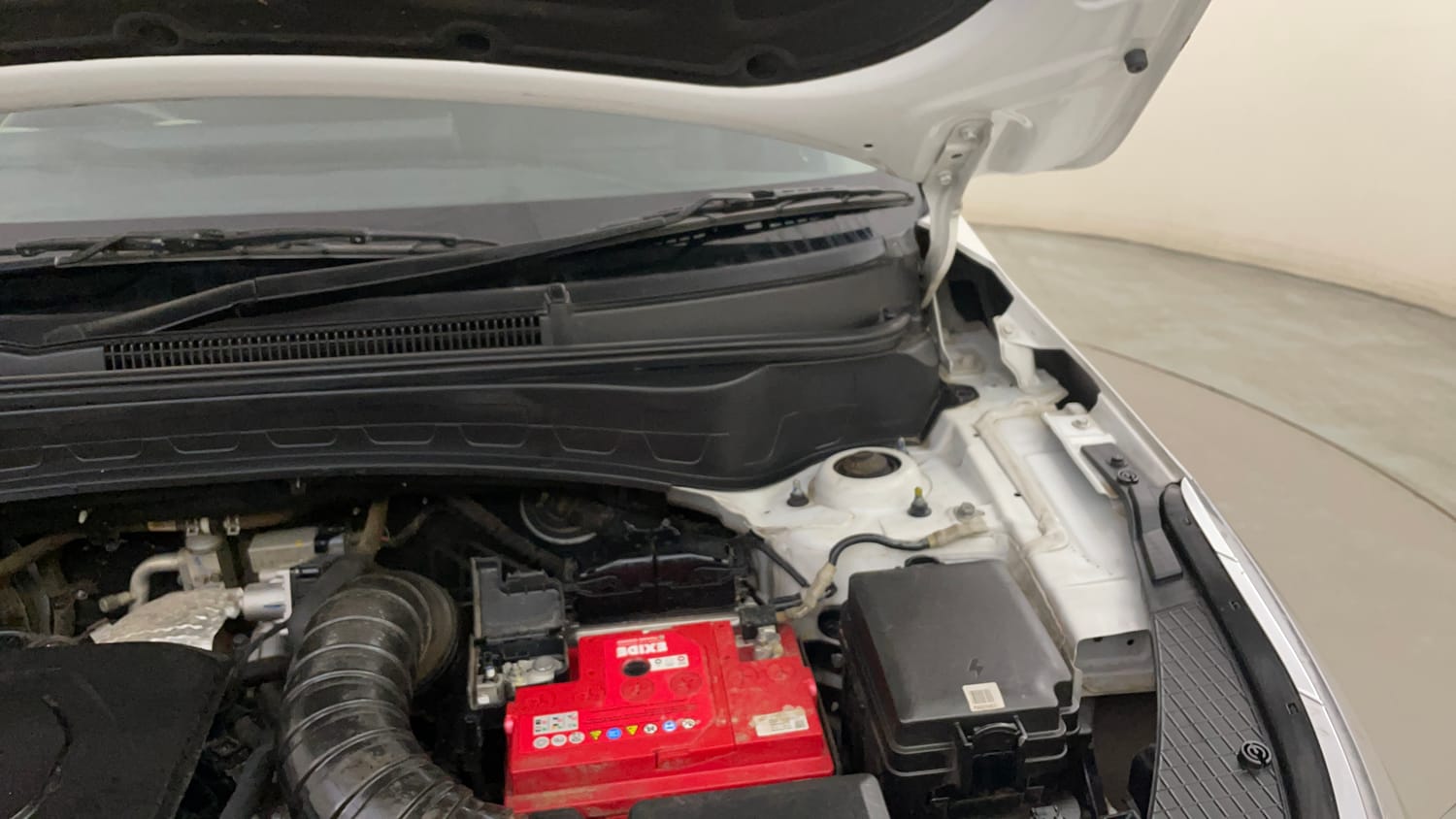 Used 2023 Kia Seltos GTX Plus 1.5 Diesel AT Diesel Automatic engine ENGINE LEFT SIDE HINGE & APRON VIEW