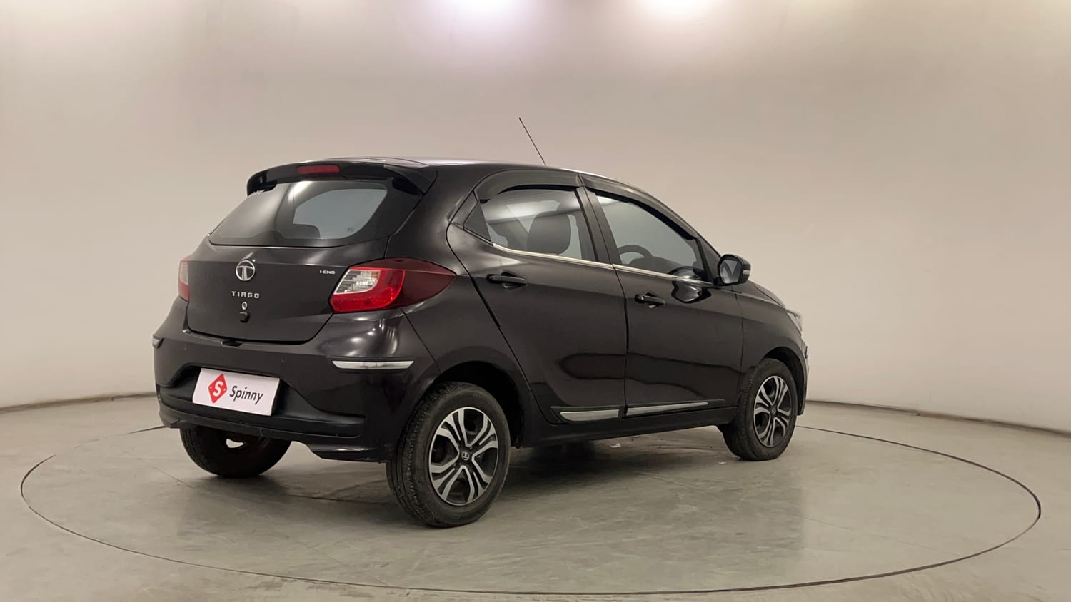 Used 2022 Tata Tiago XT CNG Cng Manual exterior RIGHT REAR CORNER VIEW