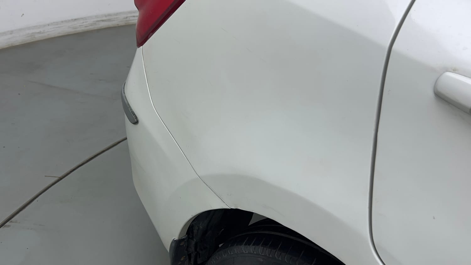 Used 2018 Maruti Suzuki Dzire VXi Petrol Manual dents MINOR SCRATCH