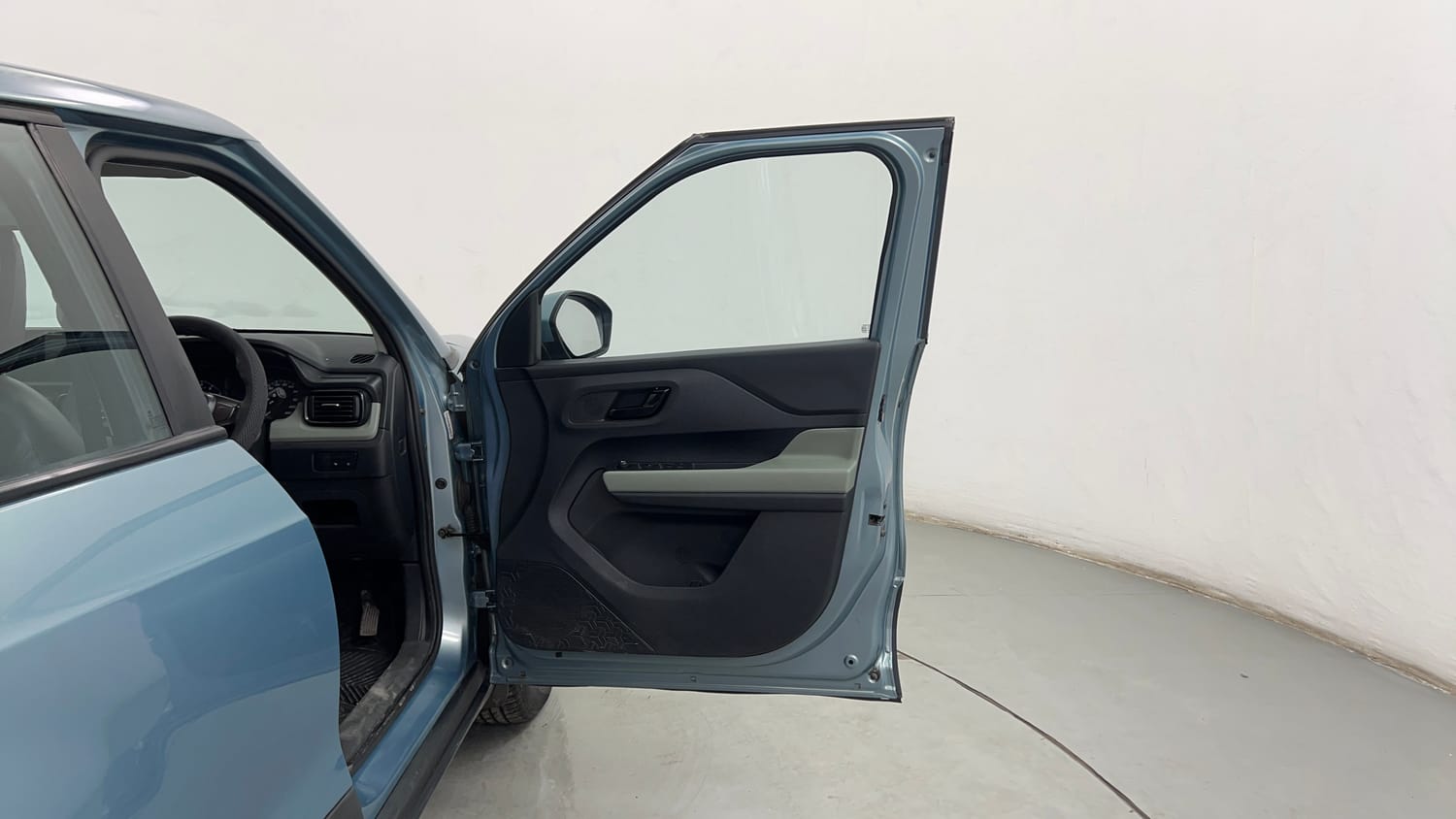 Used 2022 Tata Punch Adventure Rhythm Pack MT Petrol Manual interior RIGHT FRONT DOOR OPEN VIEW